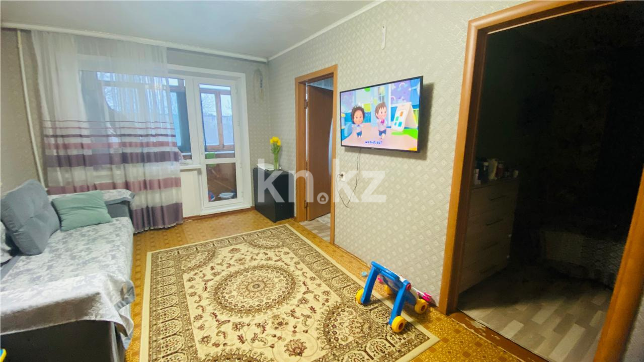 Продажа 3-комнатной квартиры, 48 м² - Продажа трехкомнатных квартир в Караганде - страница 2 фото 1 из 5