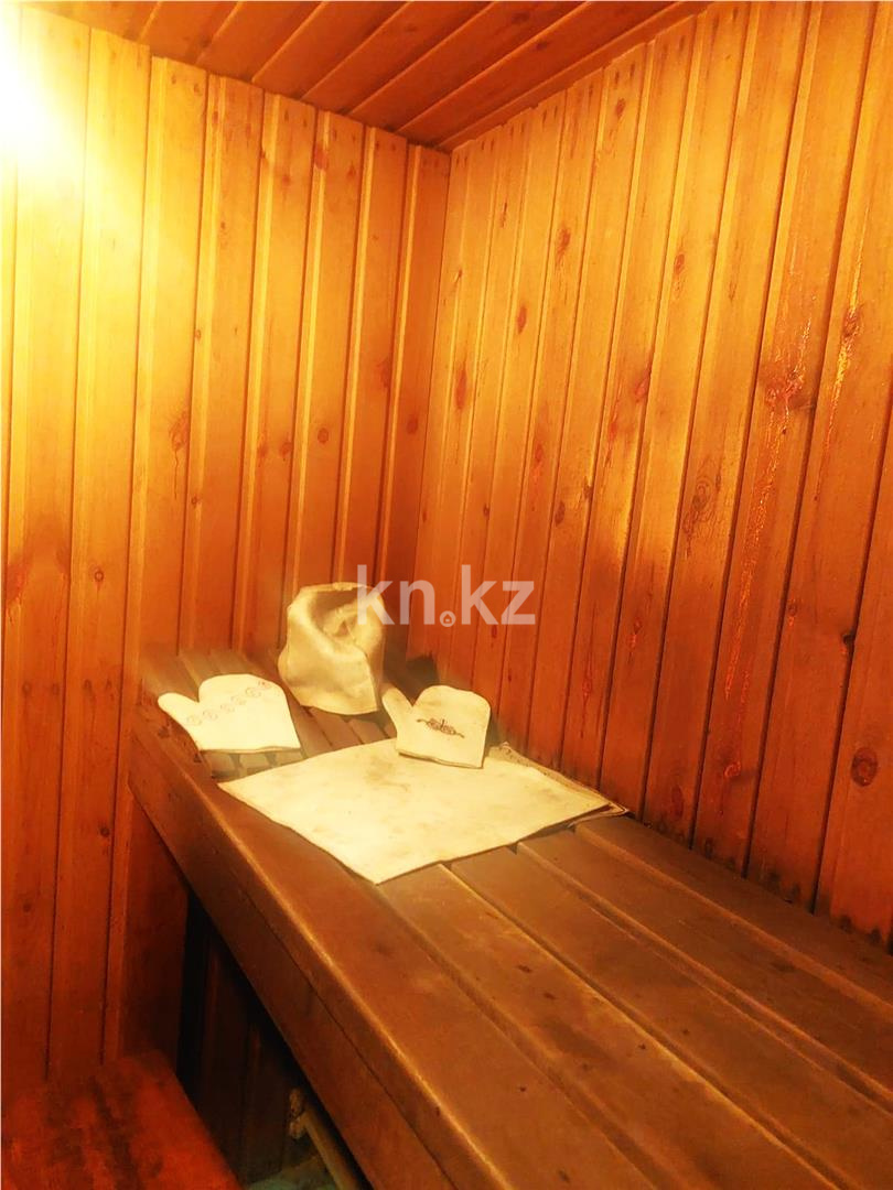 Продажа 7-комнатного дома, 160 м², ул. Черкасская, дом  58 - Продажа домов, коттеджей в Караганде с фото фото 14 из 16