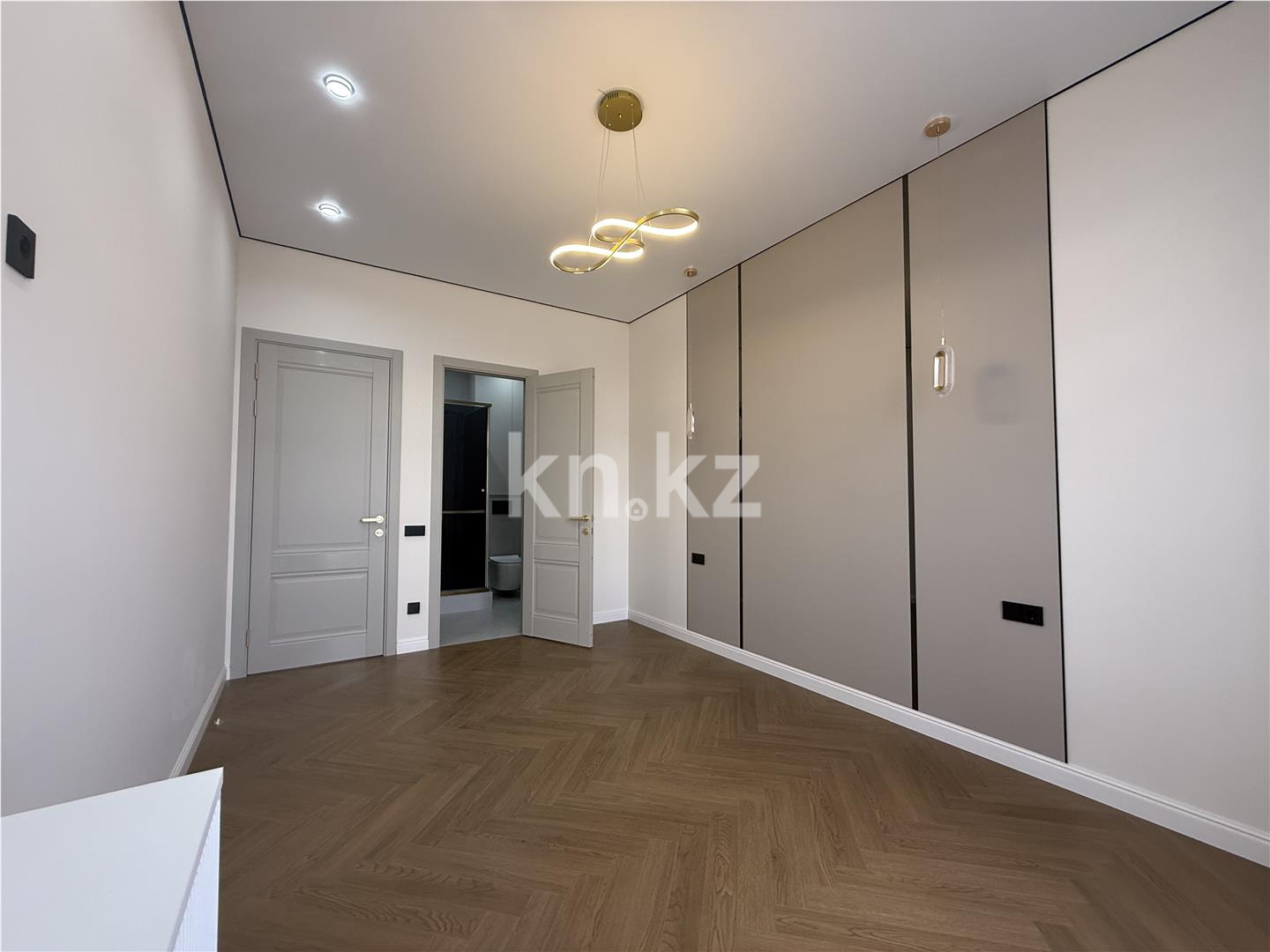 Продажа 4-комнатной квартиры, 111 м² - Продажа четырехкомнатных квартир в Казахстане фото 12 из 24