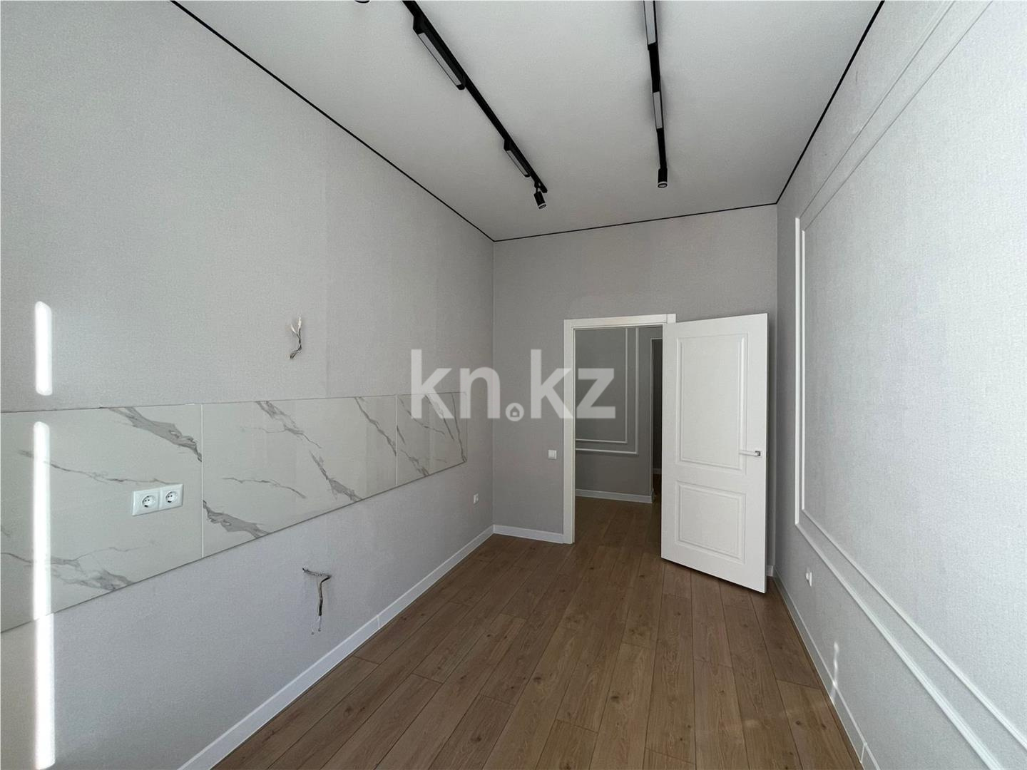 Продажа 2-комнатной квартиры, 65 м², ул. Казыбек би - Продажа баз, складов и промышленной недвижимости в Шымкенте фото 4 из 13