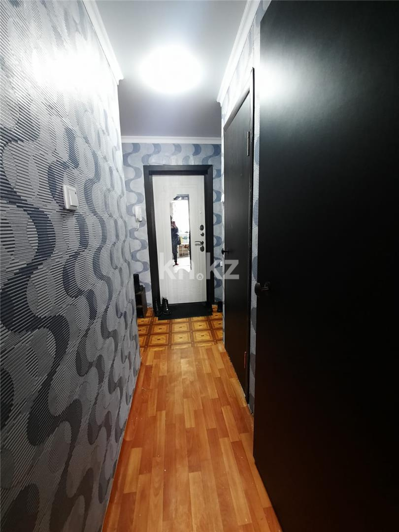 Продажа 4-комнатной квартиры, 62 м², мкр-н 18 - Продажа  четырехкомнатных квартир в Караганде фото 8 из 10