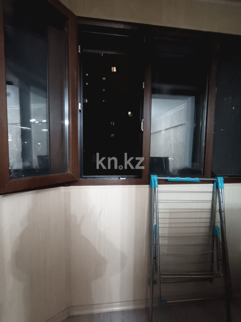 Аренда 2-комнатной квартиры, 55 м², мкр. Самал-1 - Аренда квартир помесячно в Алматы фото 17 из 21