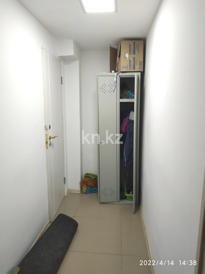 Продажа , 70 м², ул. Сарайшык, дом  38 - пр. Мангилик Ел - Продажа офисных и торговых помещений в Астане с фото фото 9 из 12