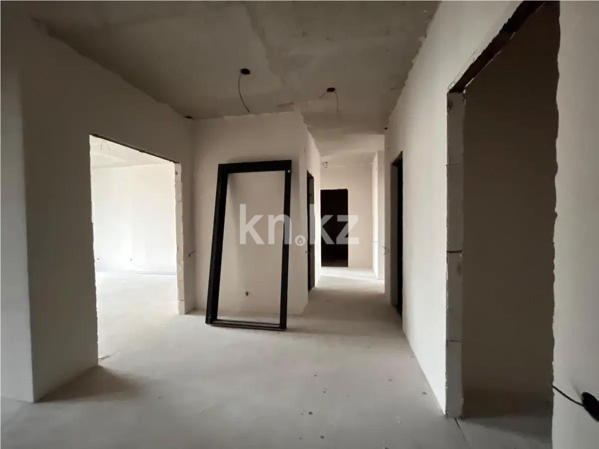 Продажа 4-комнатной квартиры, 130 м², ул. Рыскулова, дом  18 - Продажа квартир в Астане фото 1 из 2
