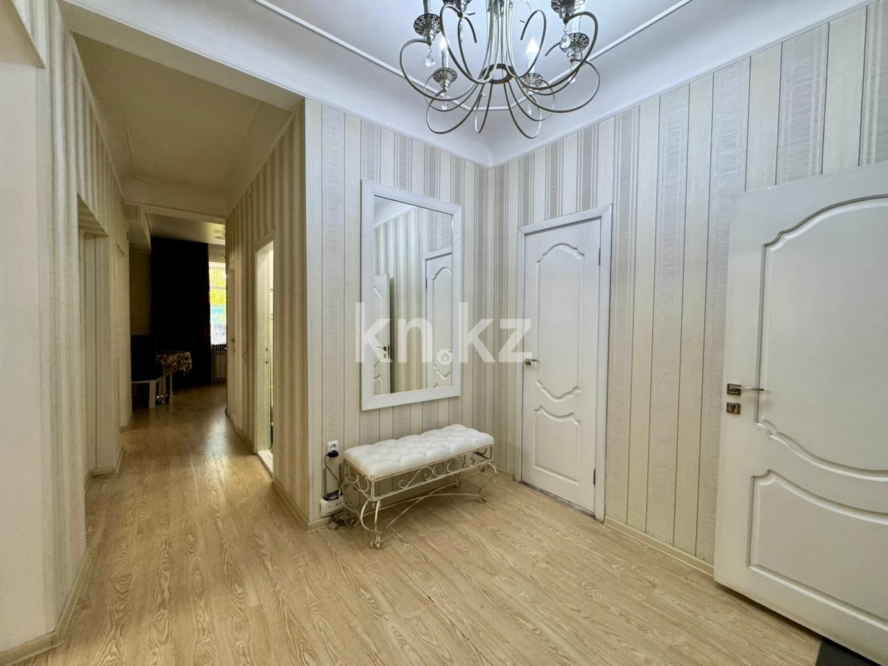 Продажа 3-комнатной квартиры, 71 м², ул. Жамбыла, дом  101 - Продажа квартир в Караганде фото 16 из 19