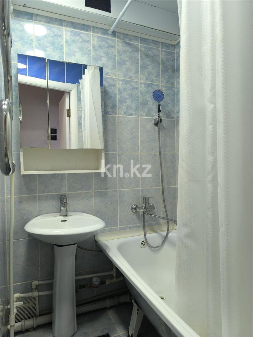 Продажа 3-комнатной квартиры, 46 м², ул. Муканова - Продажа квартир в Караганде фото 10 из 13