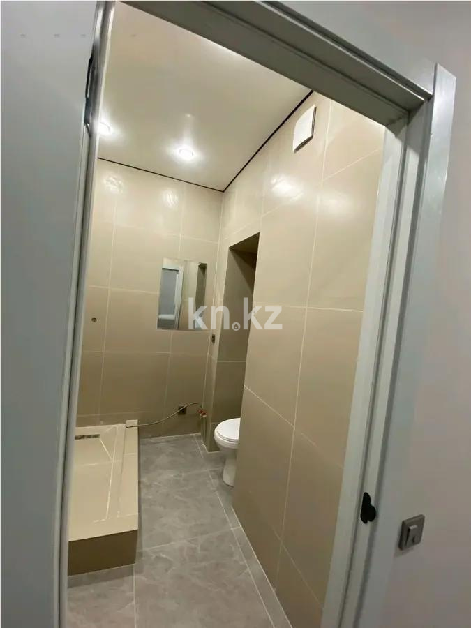 Продажа 1-комнатной квартиры, 30 м², ул. Омарова, дом  1 в Алматы - фото 2