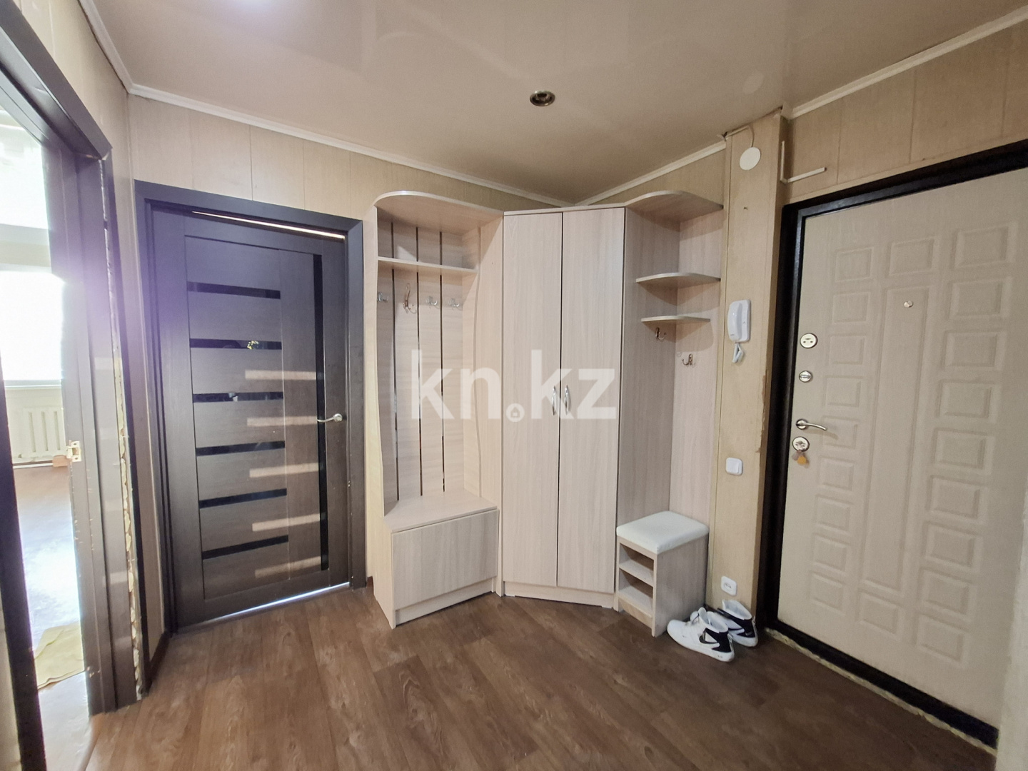 Продажа 3-комнатной квартиры, 62 м², мкр-н 16, дом  49 - Продажа квартир в Караганде фото 13 из 16