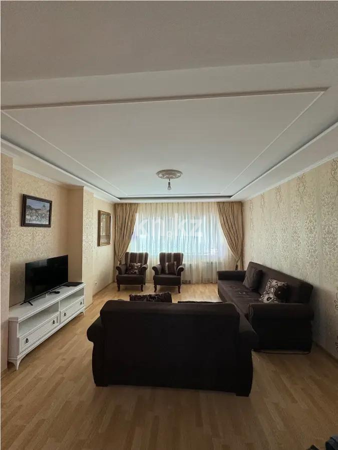Продажа 3-комнатной квартиры, 111 м², ул. Достык, дом  5 - Продажа  трехкомнатных квартир в Астане без посредников с фото фото 1 из 5