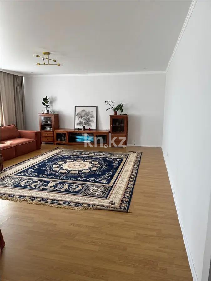 Продажа 3-комнатной квартиры, 128 м², ул. Бараева, дом  21 - Продажа квартир в Казахстане фото 1 из 6