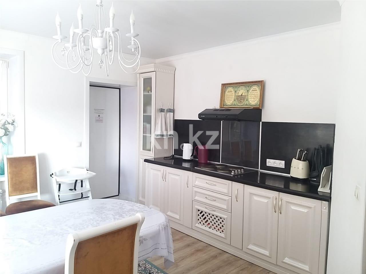 Продажа 5-комнатного дома, 520 м², ул. Муканова - Продажа домов, коттеджей в Караганде фото 26 из 51