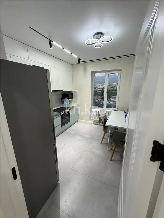 Продажа 3-комнатной квартиры, 70.2 м² в Алматы - фото 4