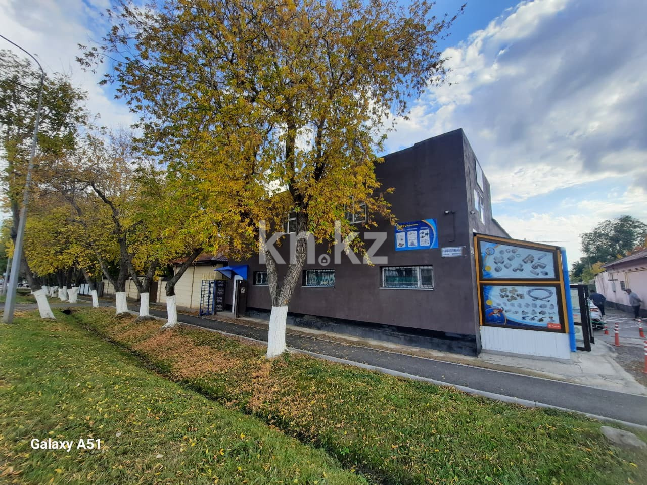 Продажа , 406.7 м², пр. Сейфуллина, дом  28/2 - Продажа зданий в Караганде фото 2 из 25