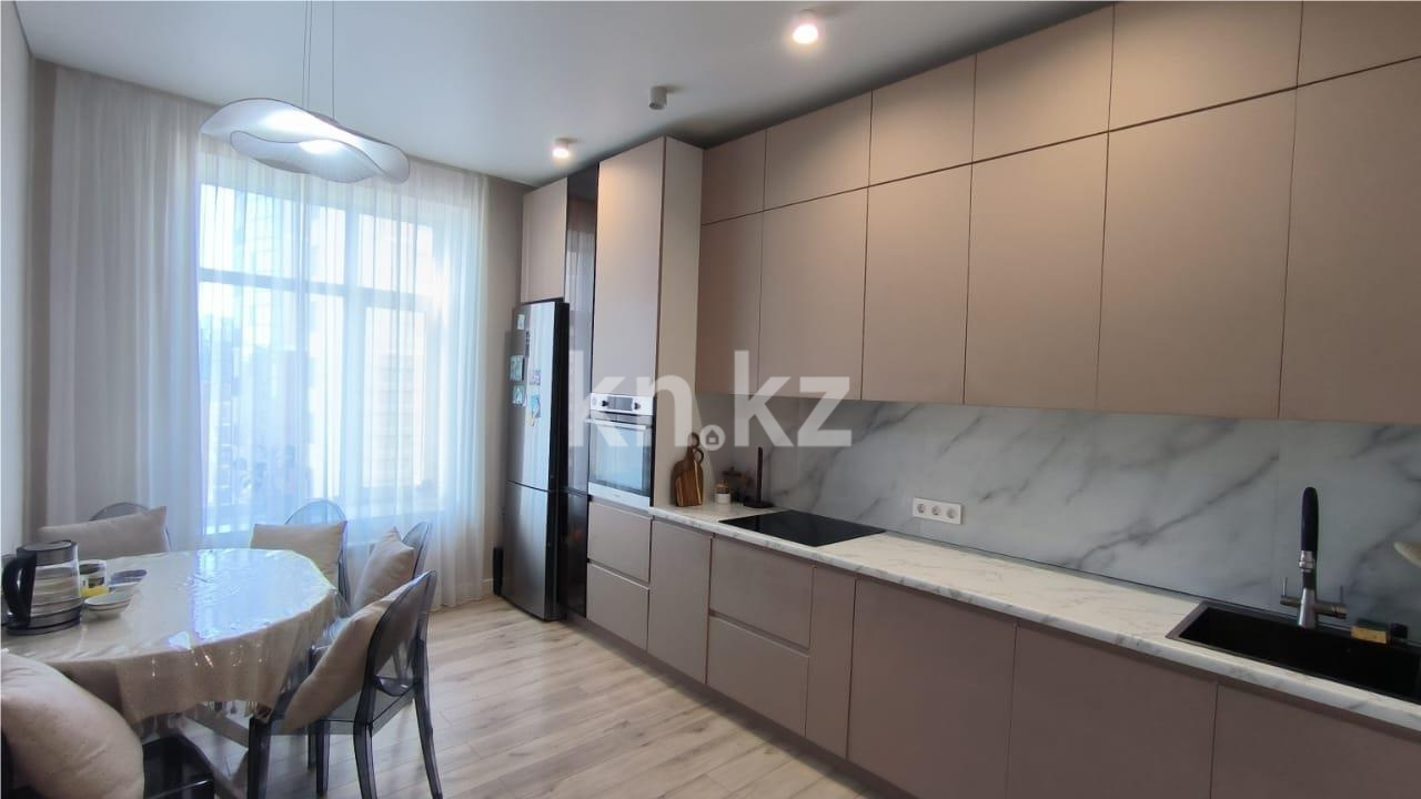 Продажа 3-комнатной квартиры, 83 м² - Продажа трехкомнатных квартир на Юго-Востоке Караганды - страница 5 фото 9 из 17