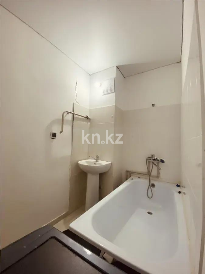 Продажа 2-комнатной квартиры, 73 м², ул. А-102, дом  29 в Астане - фото 5