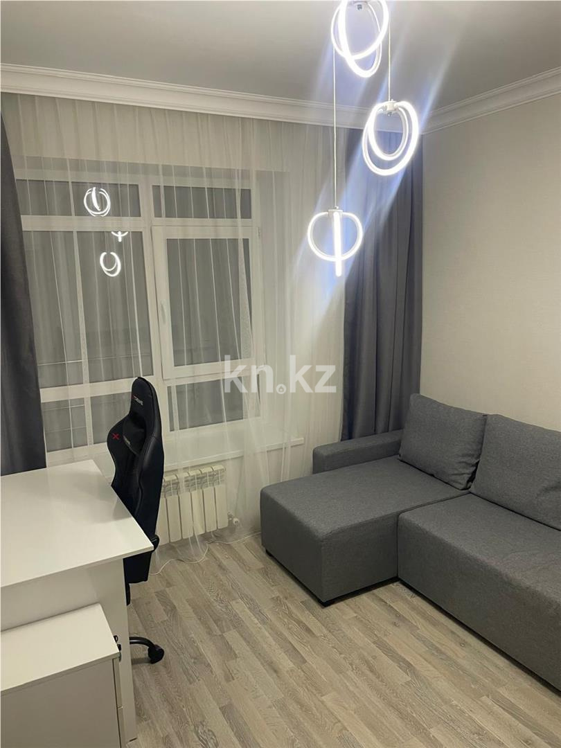 Продажа 2-комнатной квартиры, 40 м², пр. Мангилик Ел - Продажа квартир в Астане фото 1 из 8