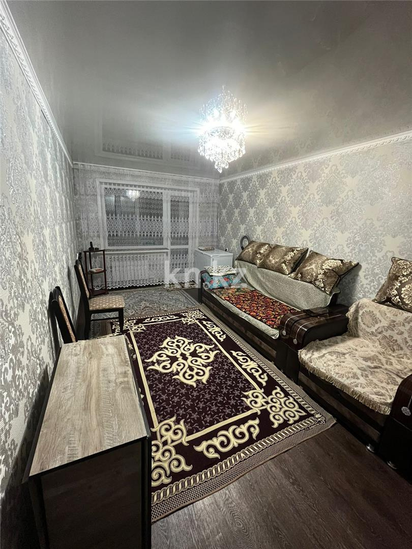 Продажа 3-комнатной квартиры, 62 м², мкр-н 15 - Продажа квартир в Казахстане фото 1 из 20
