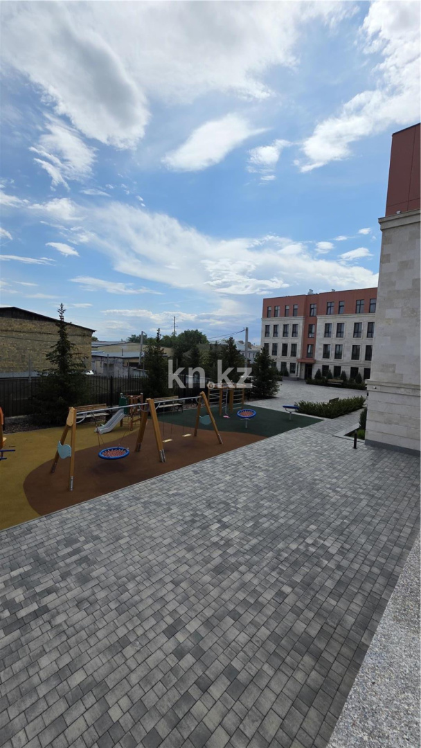 Продажа 2-комнатной квартиры, 60 м² - Продажа двухкомнатных квартир в Караганде - страница 2 фото 3 из 8