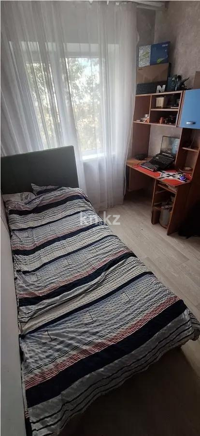 Продажа 3-комнатной квартиры, 45 м², 2 мкр-н, дом  28 - Продажа  трехкомнатных квартир в Абае фото 1 из 3