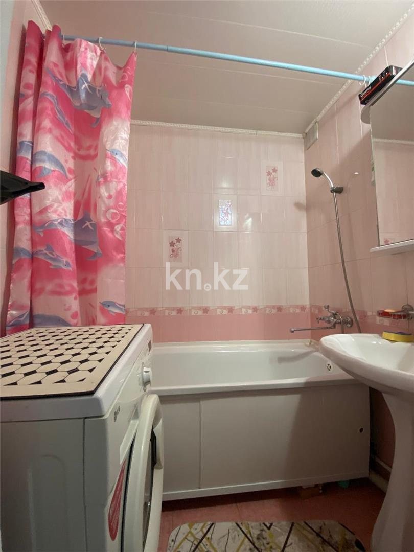 Продажа 3-комнатной квартиры, 67 м², мкр-н 15 в Караганде - фото 14