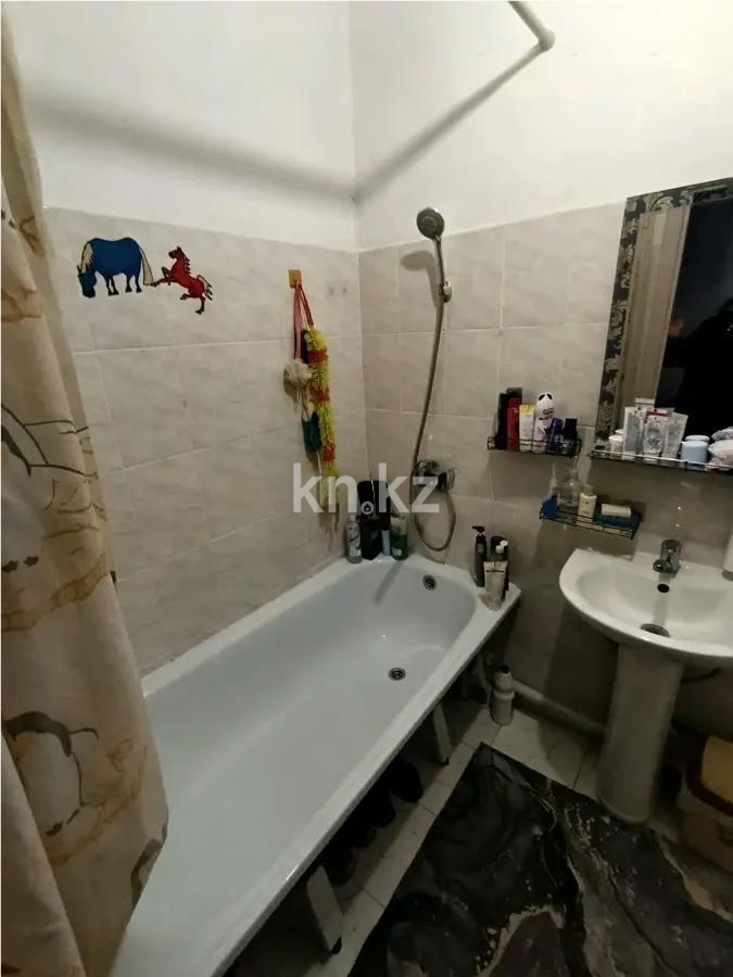 Продажа 3-комнатной квартиры, 67.1 м² в Алматы - фото 4
