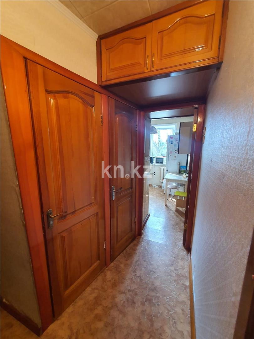 Продажа 3-комнатной квартиры, 48 м², пр. Республики - Продажа  трехкомнатных квартир в Караганде фото 11 из 13