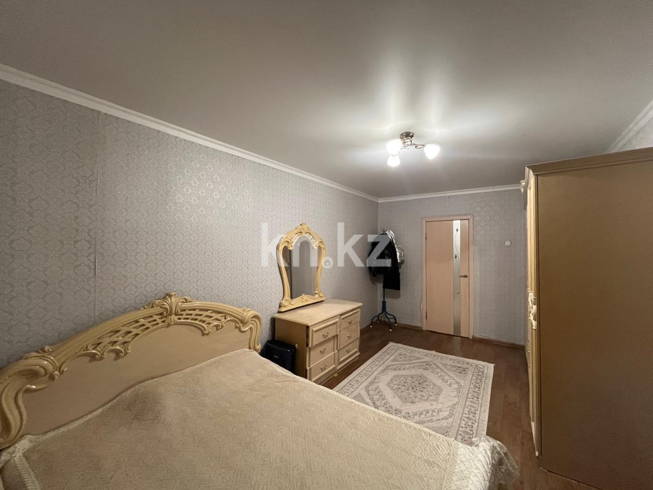 Продажа 2-комнатной квартиры, 45 м², мкр-н Восток-2, дом  15 в Караганде - фото 3