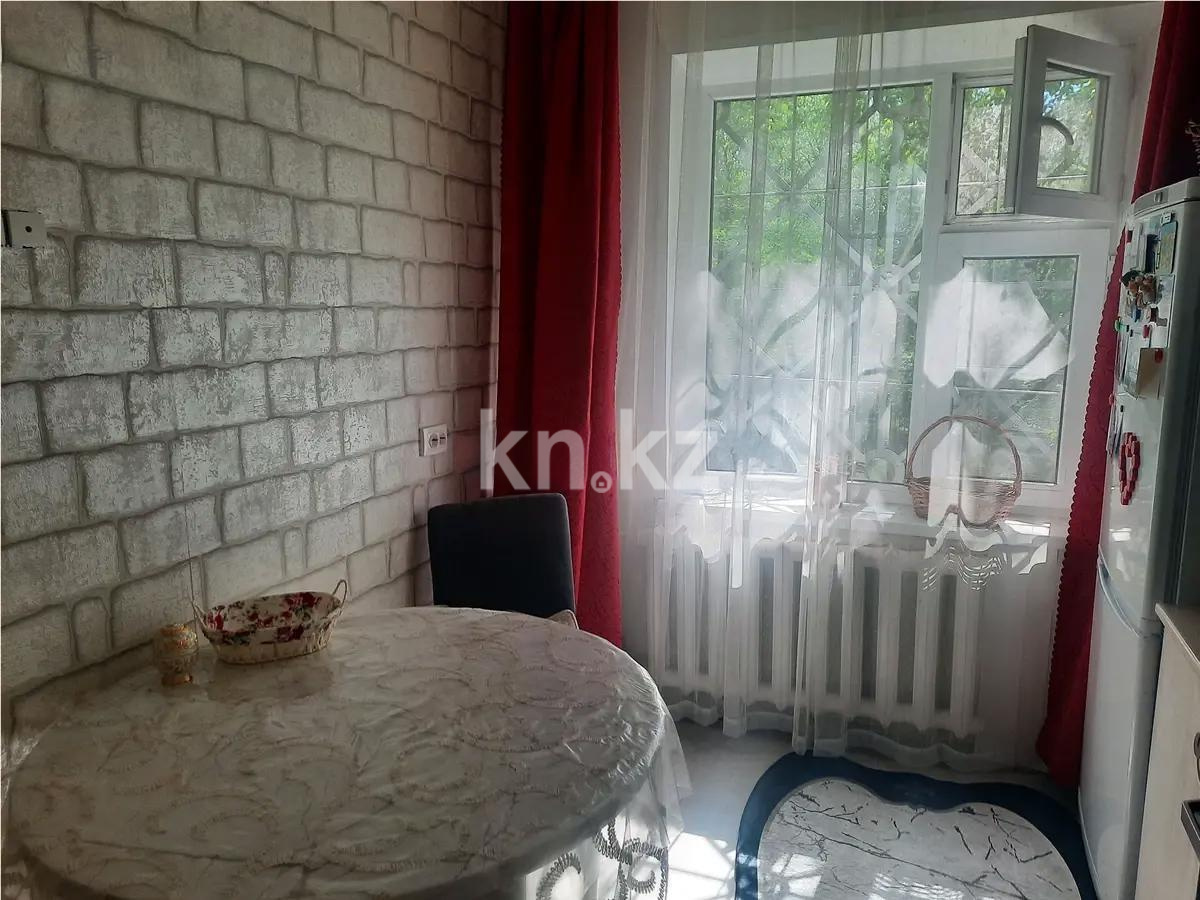 Продажа 1-комнатной квартиры, 37 м², пр. Абылай хана, дом  26/1 - Продажа квартир в Астане фото 1 из 2