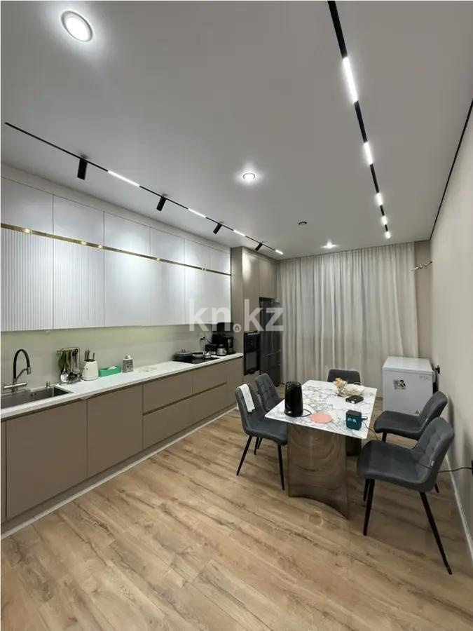 Продажа 5-комнатной квартиры, 140 м² - Продажа квартир в Казахстане - страница 8 фото 6 из 8