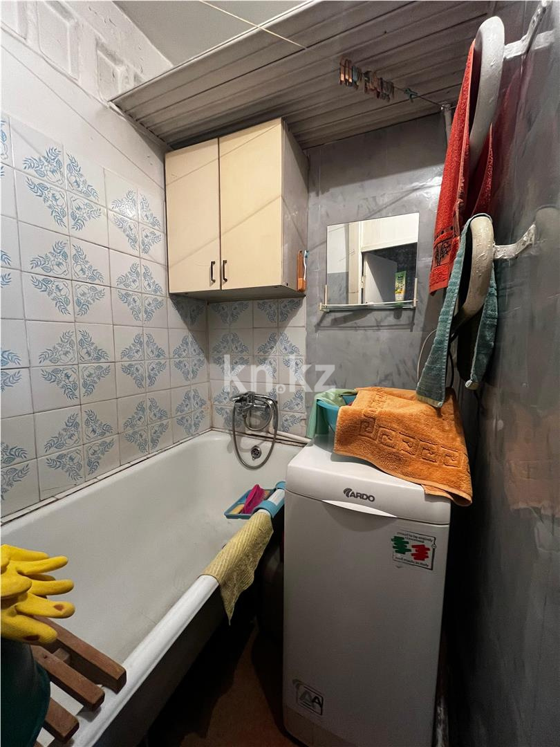 Продажа 3-комнатной квартиры, 62 м², пр. Н. Абдирова - Продажа квартир в Караганде фото 9 из 17