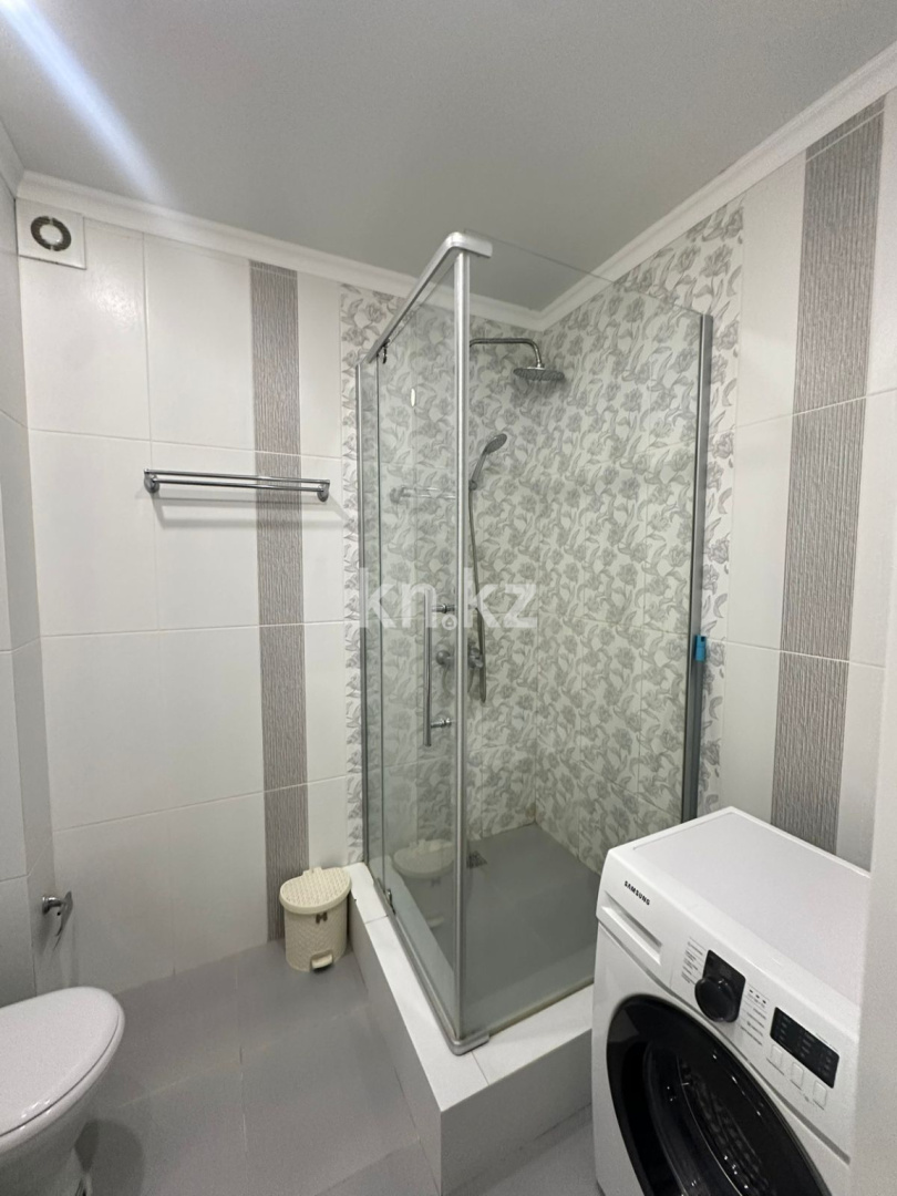 Продажа 2-комнатной квартиры, 42 м², пр. Шахтеров, дом  52б - Продажа квартир в Караганде фото 6 из 11