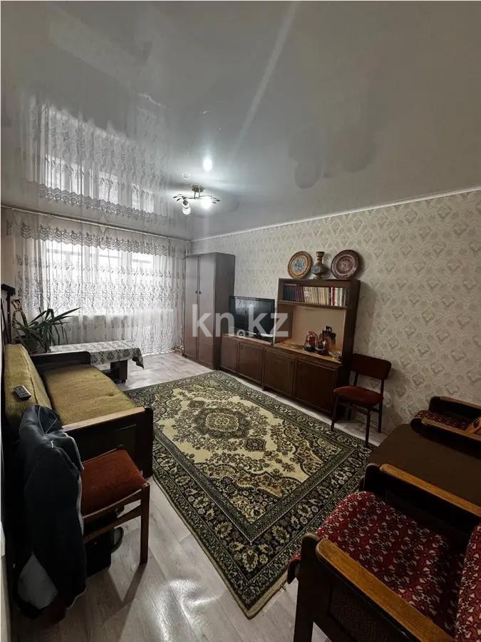 Продажа 1-комнатной квартиры, 30 м², мкр-н 17, дом  53 в Караганде