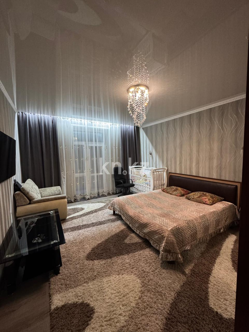 Продажа 3-комнатной квартиры, 82.3 м², ул. Жакенова - Продажа квартир в Сарани фото 3 из 12