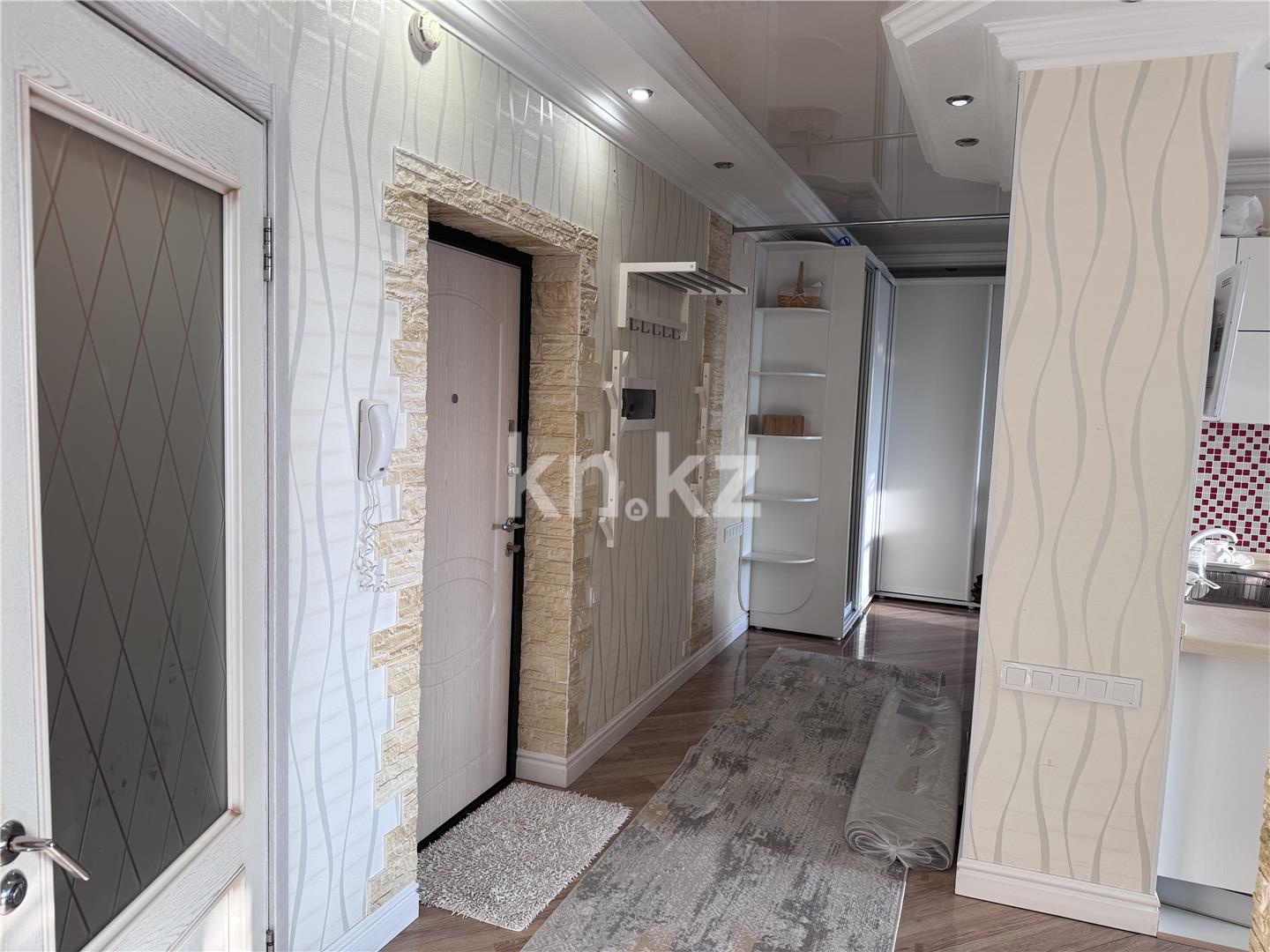 Продажа 2-комнатной квартиры, 80 м², пр. Республики - Продажа  двухкомнатных квартир в Караганде фото 10 из 15