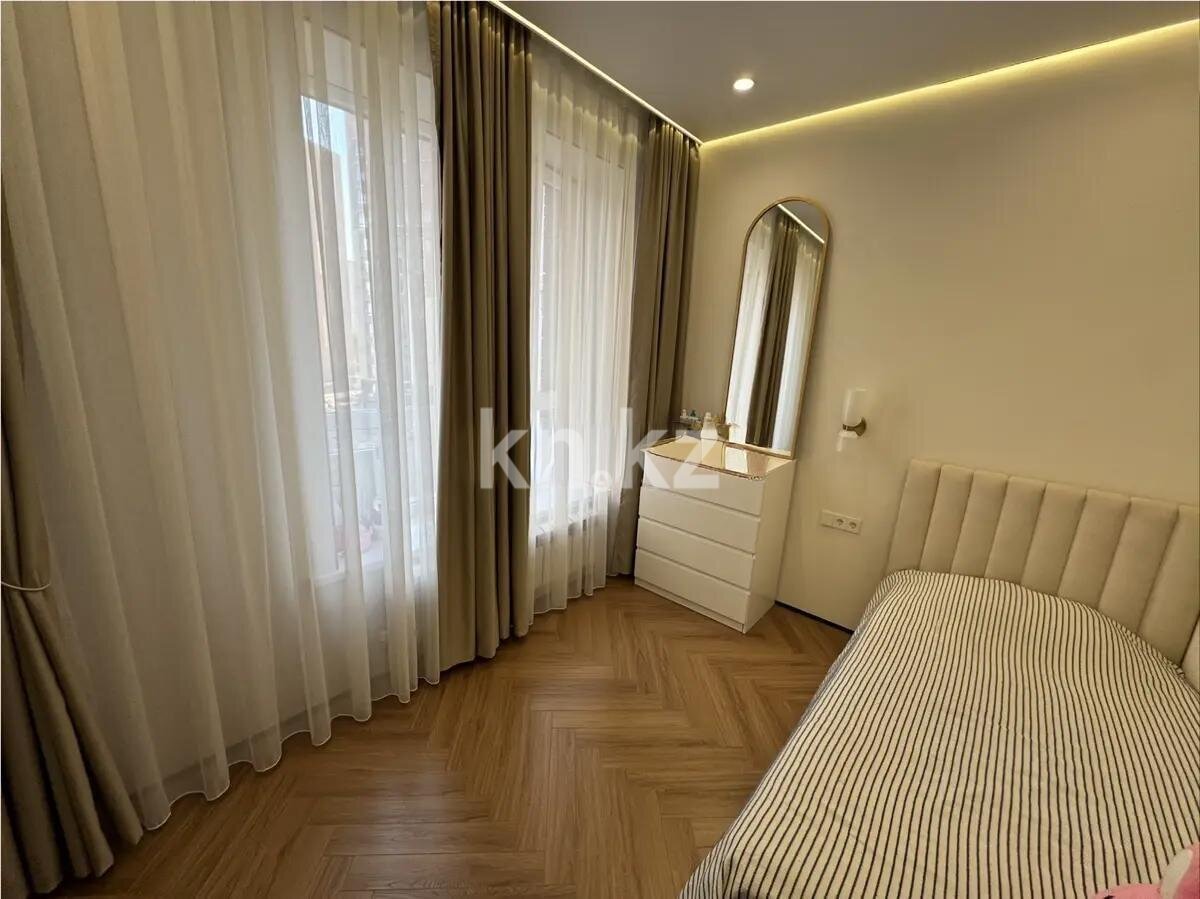 Продажа 4-комнатной квартиры, 102 м² в Астане - фото 2