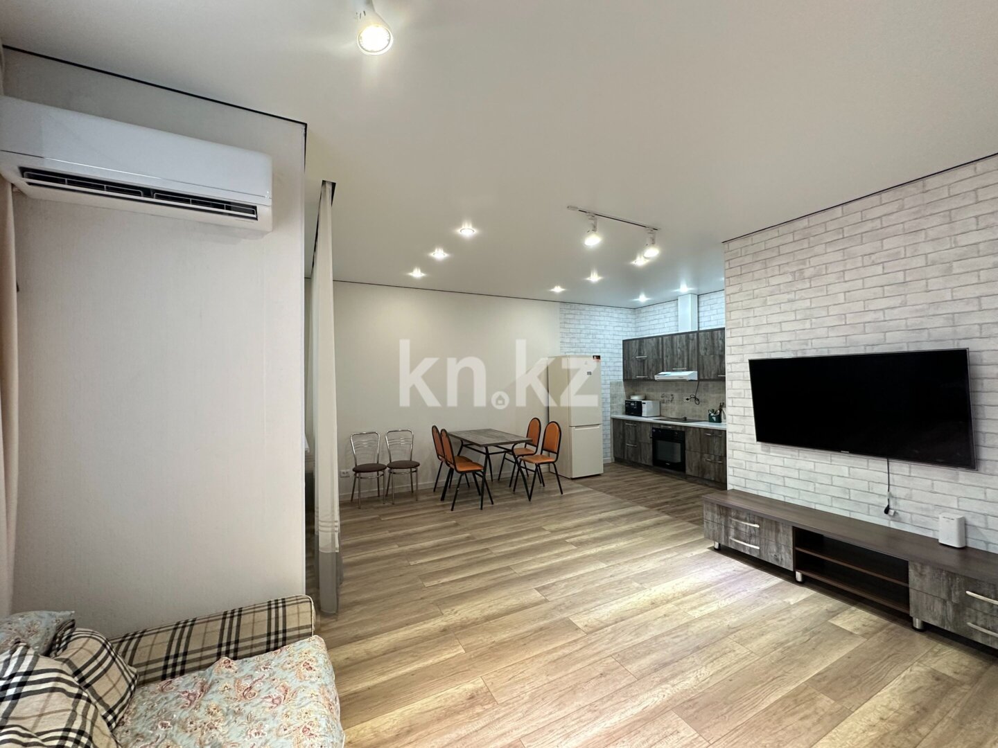 Продажа 2-комнатной квартиры, 55.5 м² в Караганде - фото 5