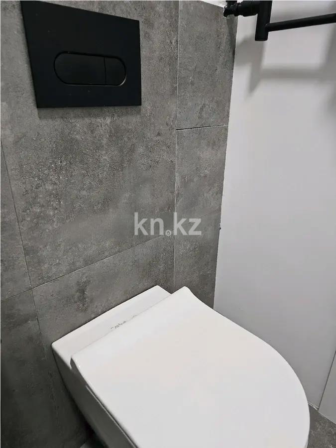 Продажа 1-комнатной квартиры, 42.7 м², мкр-н Аксай-3, дом  21 в Алматы - фото 2