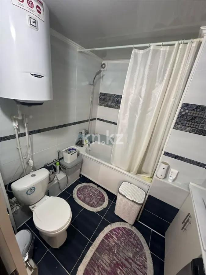 Продажа 4-комнатной квартиры, 79 м², пр. Республики, дом  32 - Продажа  четырехкомнатных квартир в Караганде фото 6 из 7