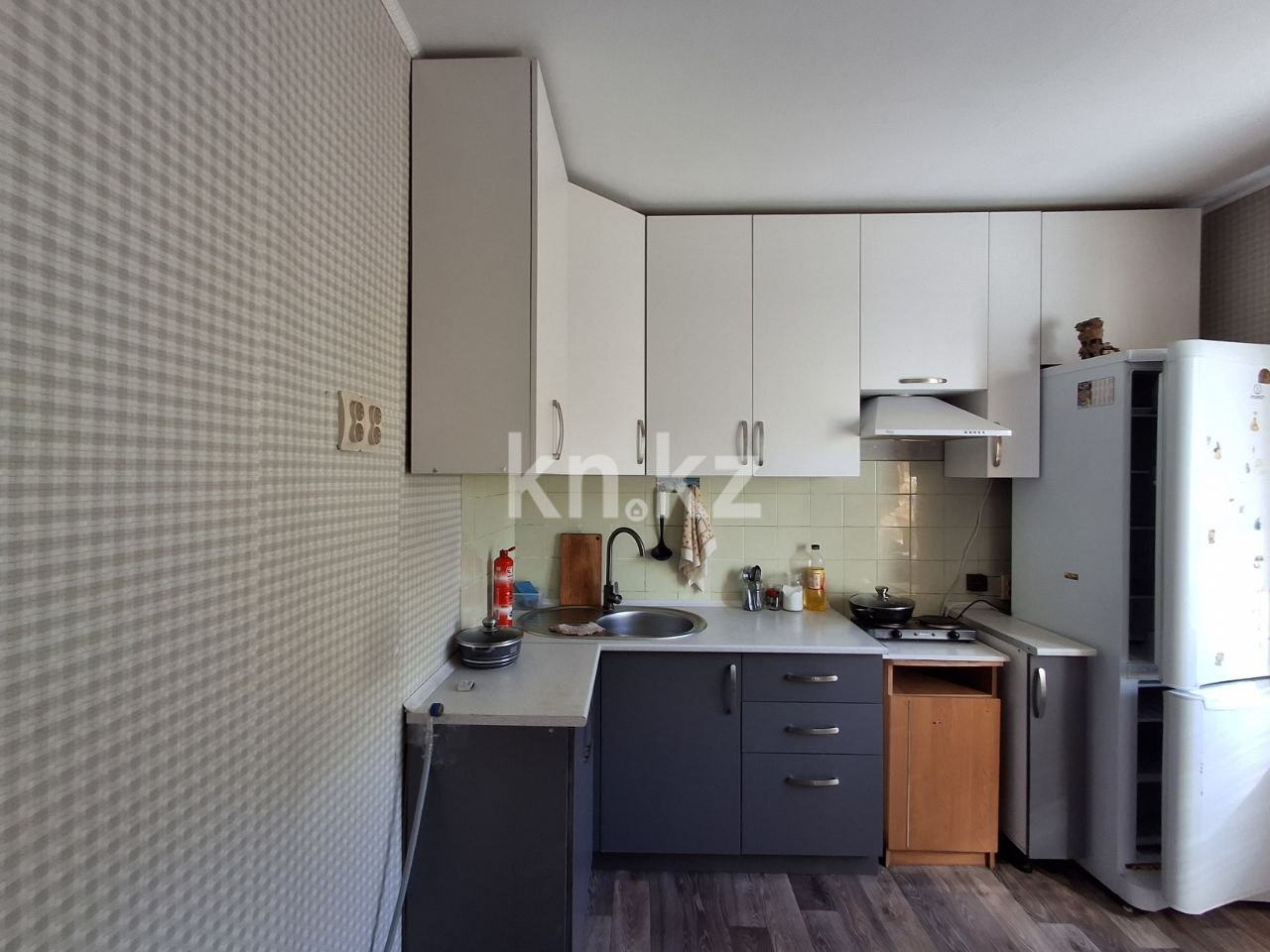 Продажа 3-комнатной квартиры, 69.3 м² - Продажа жилой и коммерческой недвижимости в Усть-Каменогорске фото 1 из 27