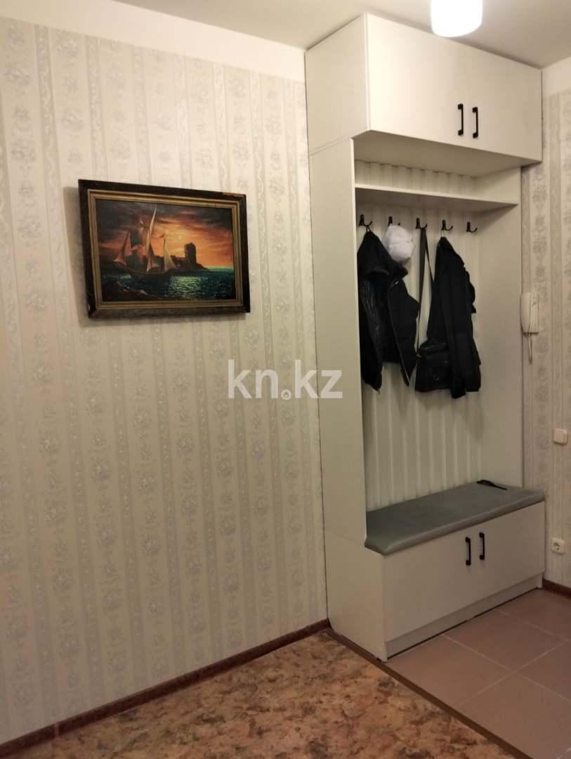 Аренда 3-комнатной квартиры, 65 м², ул. Достык, дом  5 - Аренда квартир помесячно в Астане без посредников с фото фото 1 из 17
