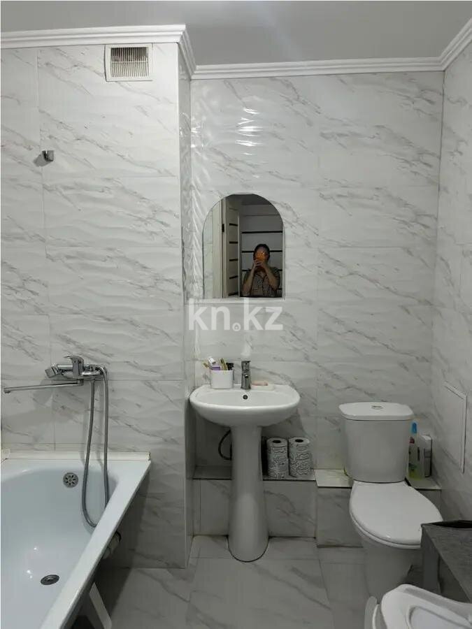 Продажа 1-комнатной квартиры, 36.7 м² в Алматы - фото 2