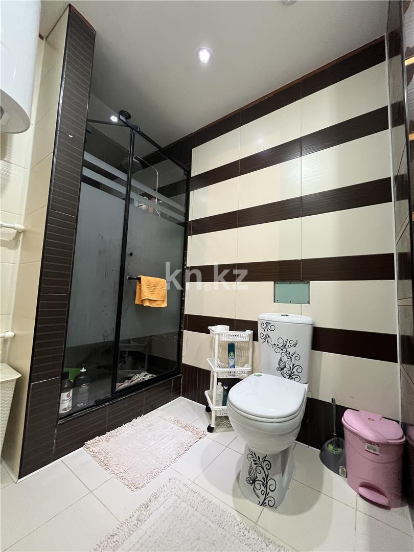 Продажа 3-комнатной квартиры, 95 м², пр. Республики в Караганде - фото 34