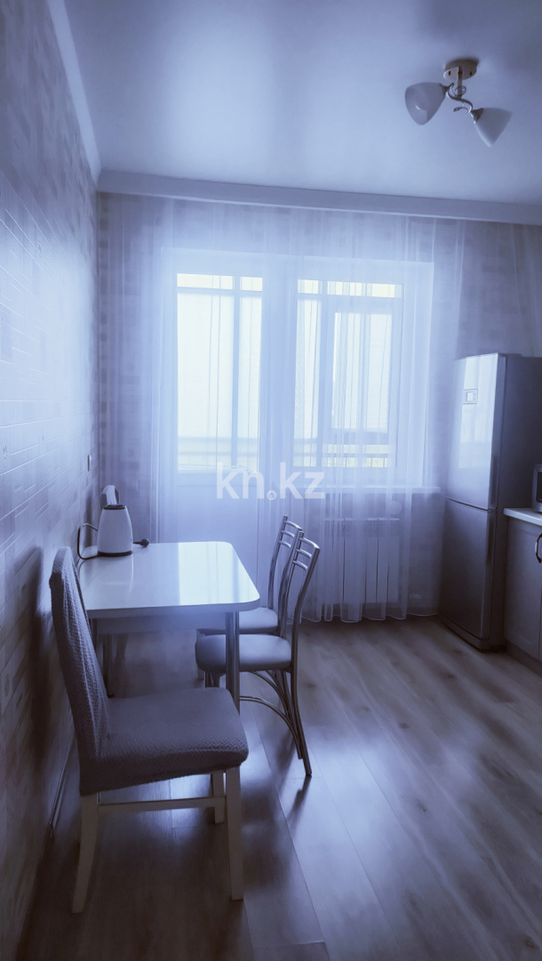 Аренда 1-комнатной квартиры посуточно, 41 м² - Аренда однокомнатных квартир посуточно в Астане - страница 2 фото 3 из 14