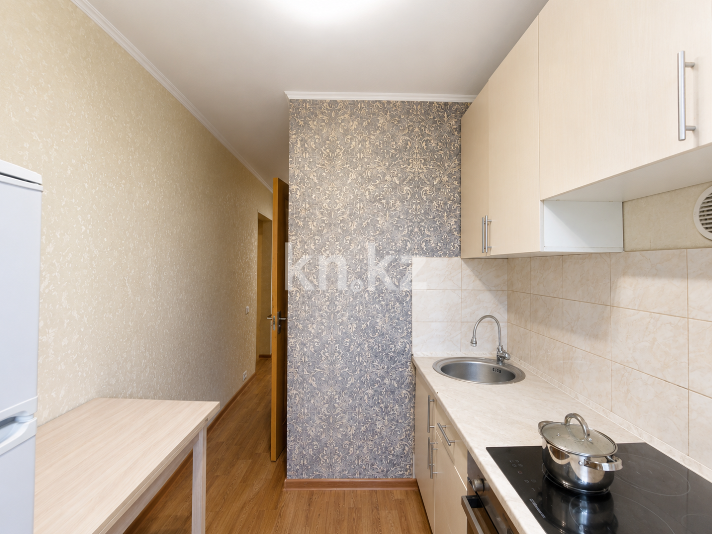Продажа 2-комнатной квартиры, 43 м² - Продажа квартир в панельном доме в Казахстане - страница 3 фото 6 из 14