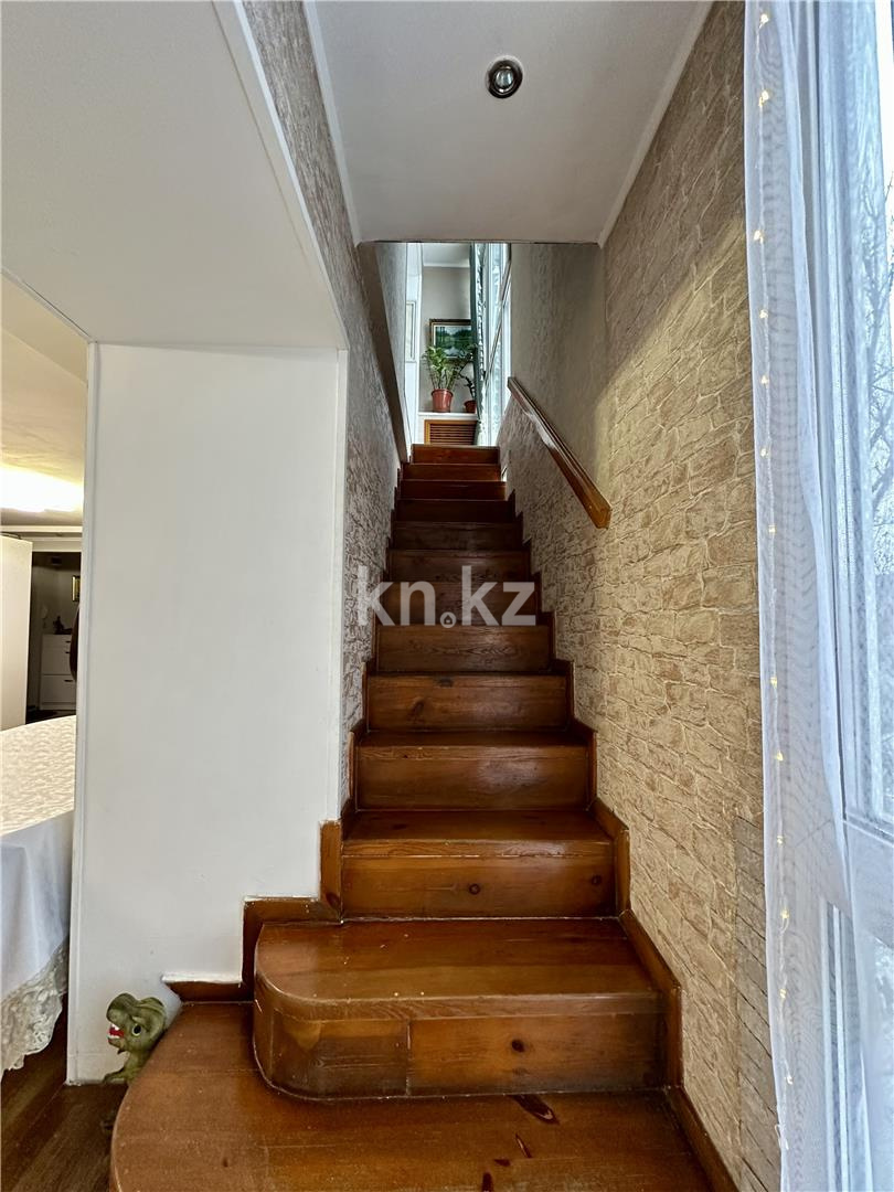 Продажа 4-комнатной квартиры, 110 м², ул. Язева, дом  21/1 - Продажа  четырехкомнатных квартир в Караганде фото 6 из 18