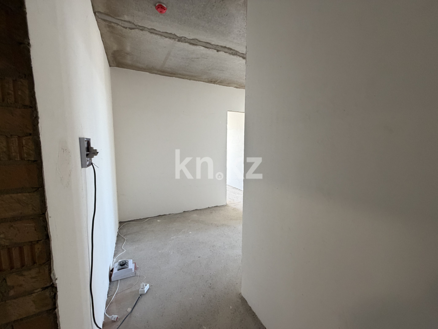 Продажа 2-комнатной квартиры, 68.2 м² в Астане