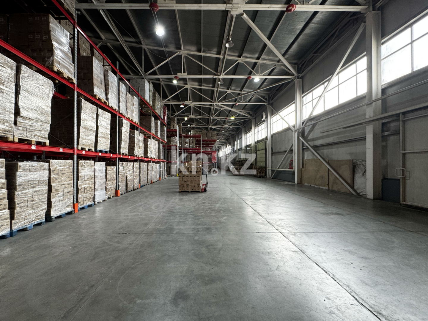 Аренда , 3738 м², ул. Тобаякова, дом  54 в Алматы - фото 3