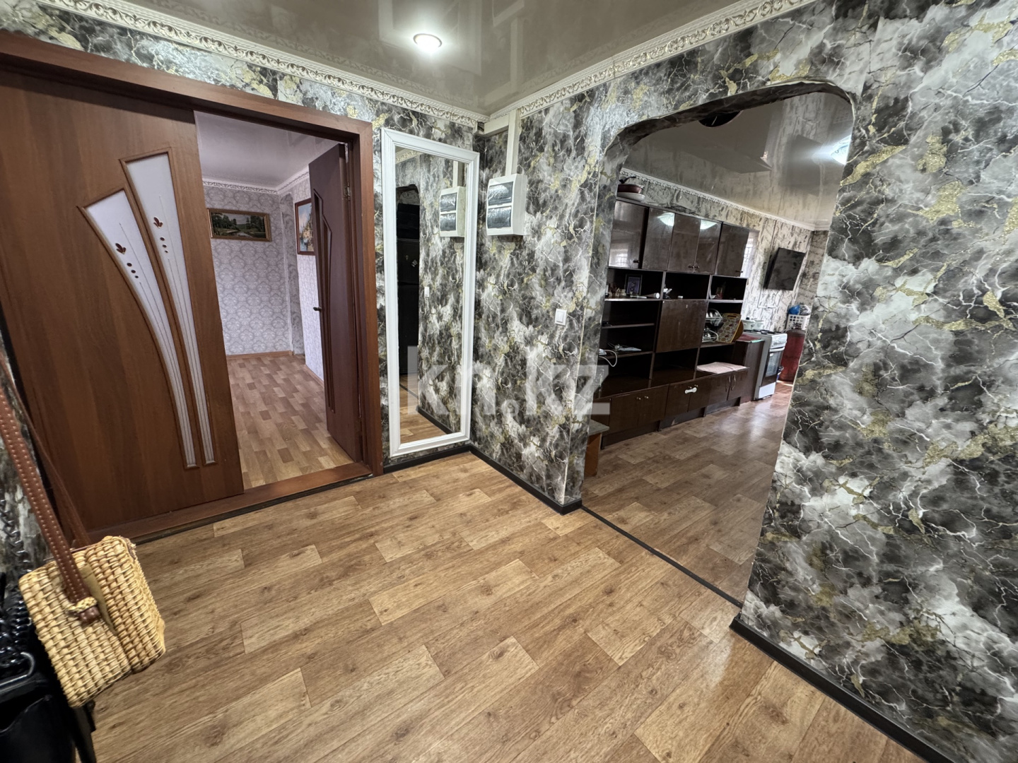 Продажа 4-комнатного дома, 100 м², ул. Орлова, дом  81 - Продажа домов, коттеджей в Караганде фото 13 из 27