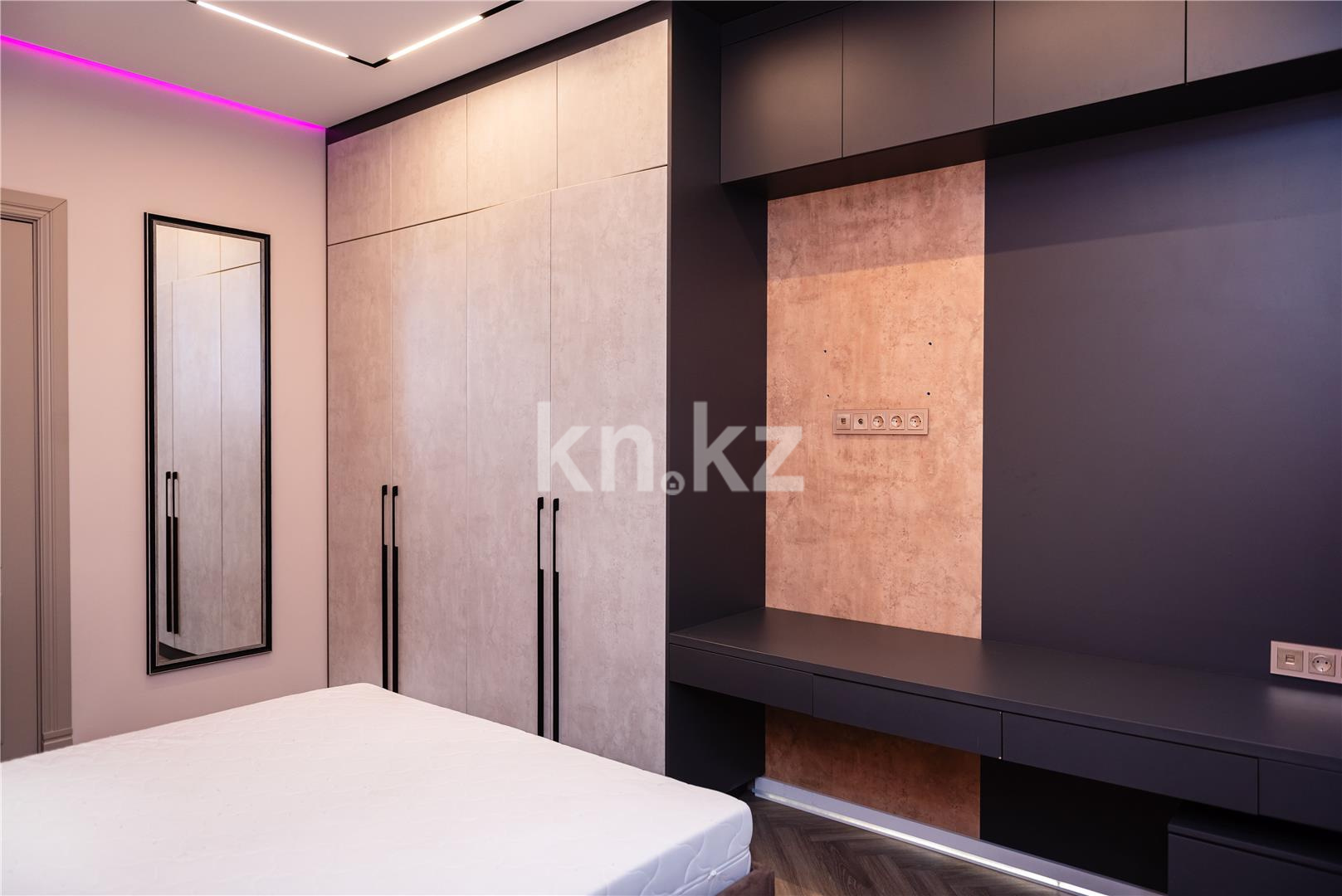 Продажа 6-комнатной квартиры, 345 м², ул. Муканова, дом  53 - Продажа  пятикомнатных квартир в Караганде фото 22 из 58