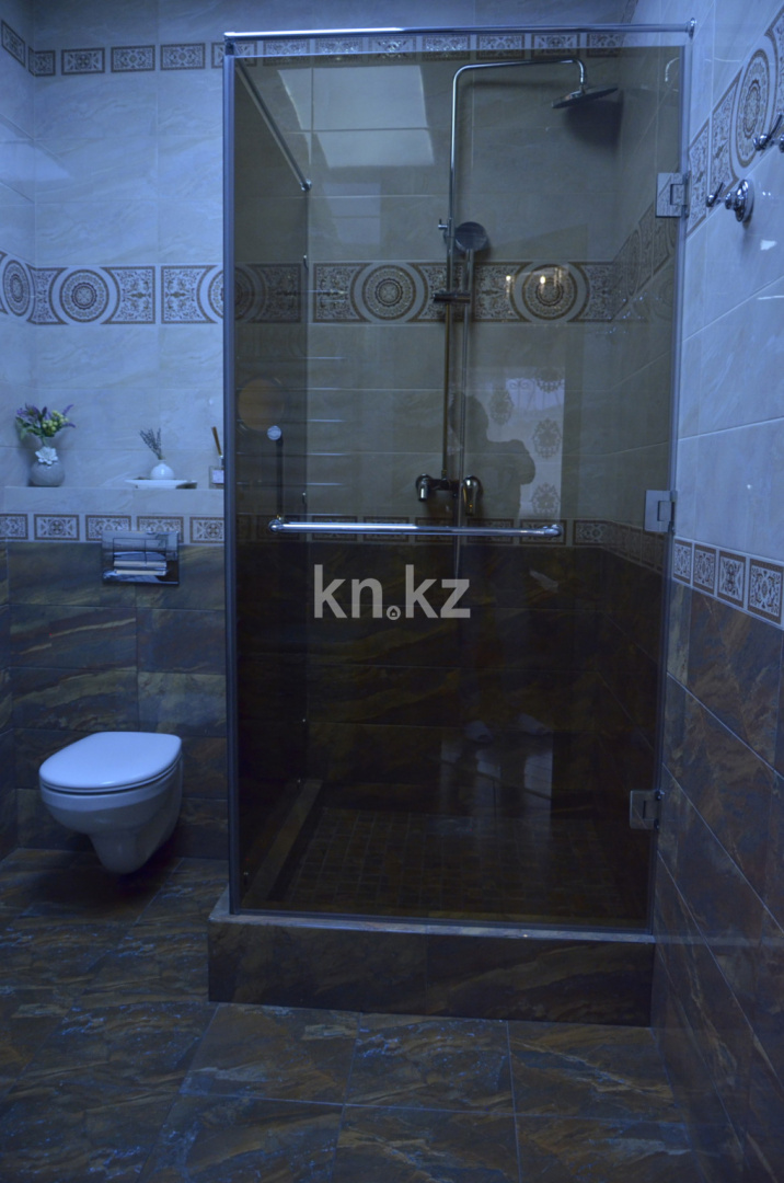 Продажа 7-комнатного дома, 380 м² - Продажа домов, коттеджей в Алматы фото 32 из 40